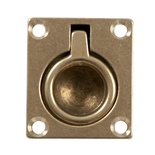 Foresti dørkring i messing set forfra med mål 45mm x 39mm