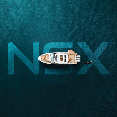 Simrad NSX 3007 installeret i båd med funktionel visning