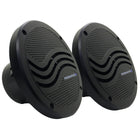 Promarine bluetooth højtaler i sort, 6,5" model med 150W, set i brug på en båd