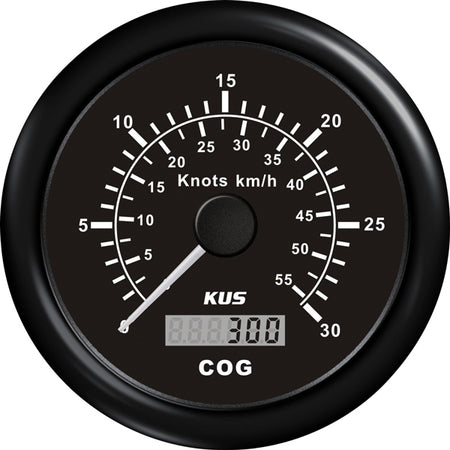 Kus GPS speedmåler installeret i bådinteriør
