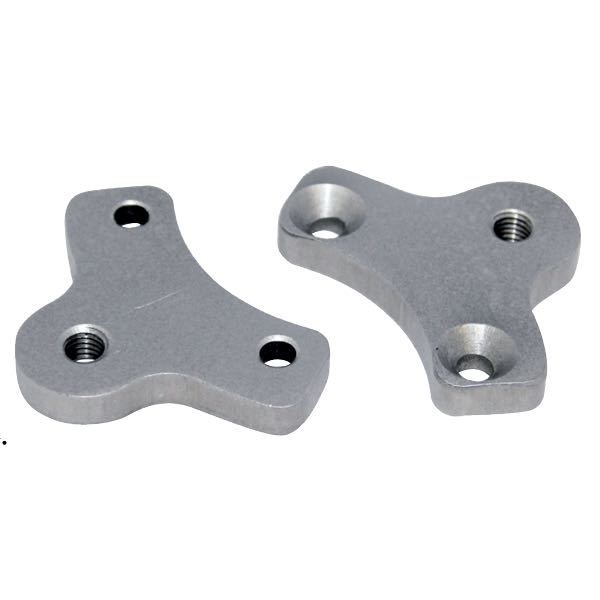 Tecnoseal Yanmar adapter set fra siden, klar til installation.