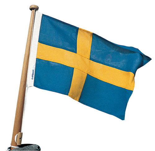 Svensk bådflag i bomuld fra Adela hængende på en båd