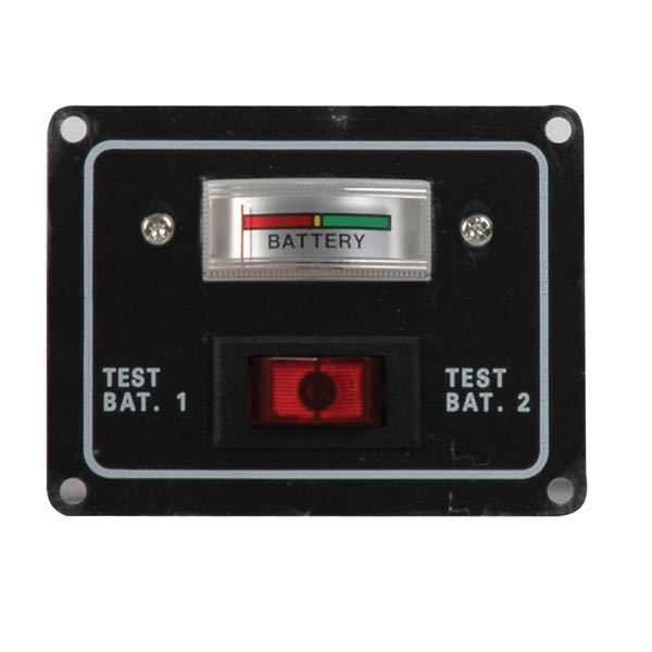 SeaTec batteritest panel i sort med instrumenter, set forfra