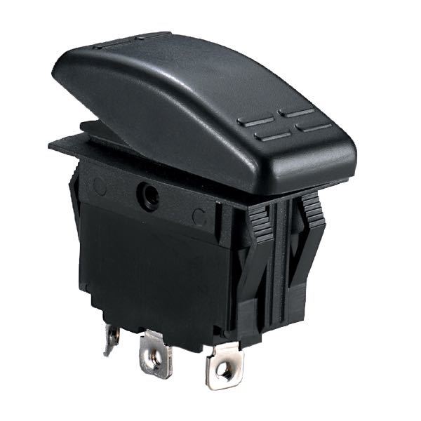 SeaTec kontakt med tre poler til 12V installation, set forfra