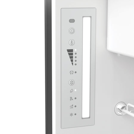 Bagview af Dometic køleskab NRX0080S monteret i båd