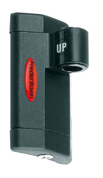 Ronstan Ballslide batten car vist fra siden, klar til montering på track system.