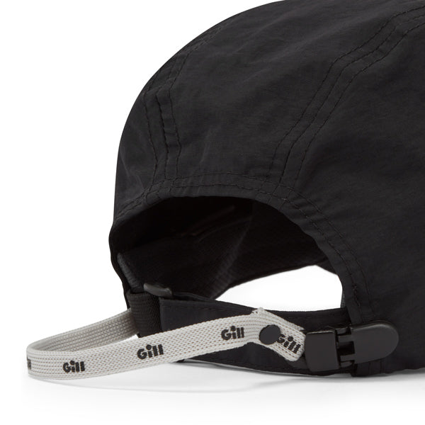 Bagvending af Gill Regatta Cap, detaljeret visning af stof og størrelse