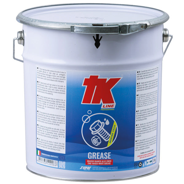 TK Line Marinegrease i brug, på smøring af bådudstyr.