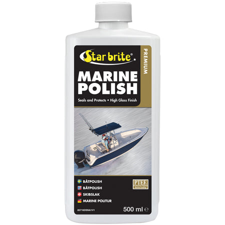 Star Brite Premium Marine Polish står på en båd, klar til brug.