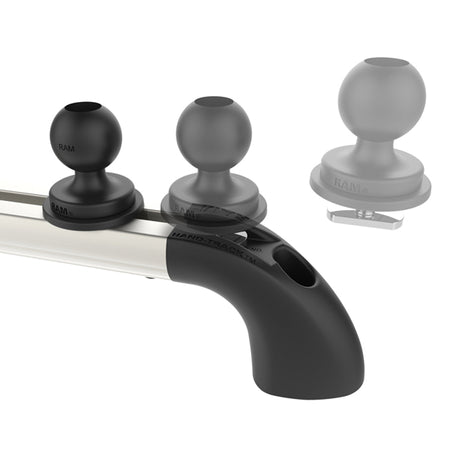 Ram Mounts 12" skinne set fra siden, viser robust konstruktion og design.