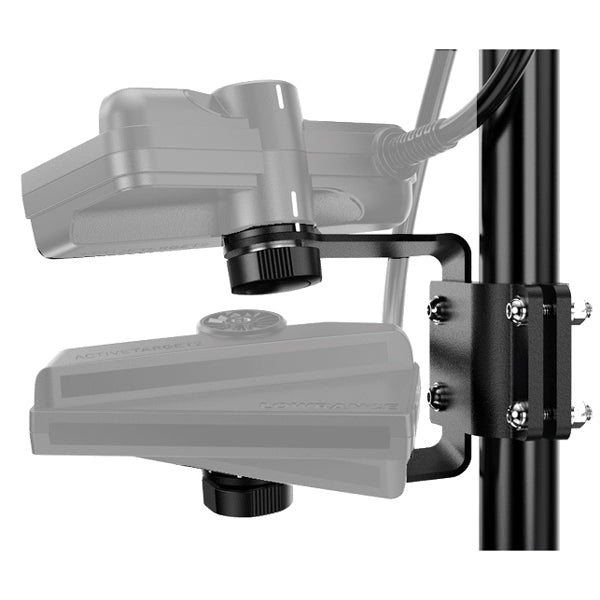 Lowrance ACTIVE TARGET 2 SCOUT WIDE BRACKET set fra siden, klar til montering.